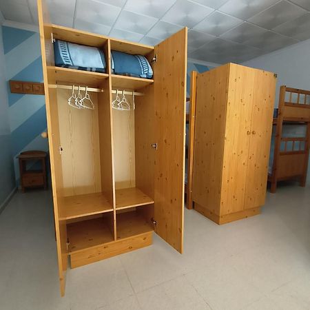 Albergue Las Moreras 모네스테리오 외부 사진