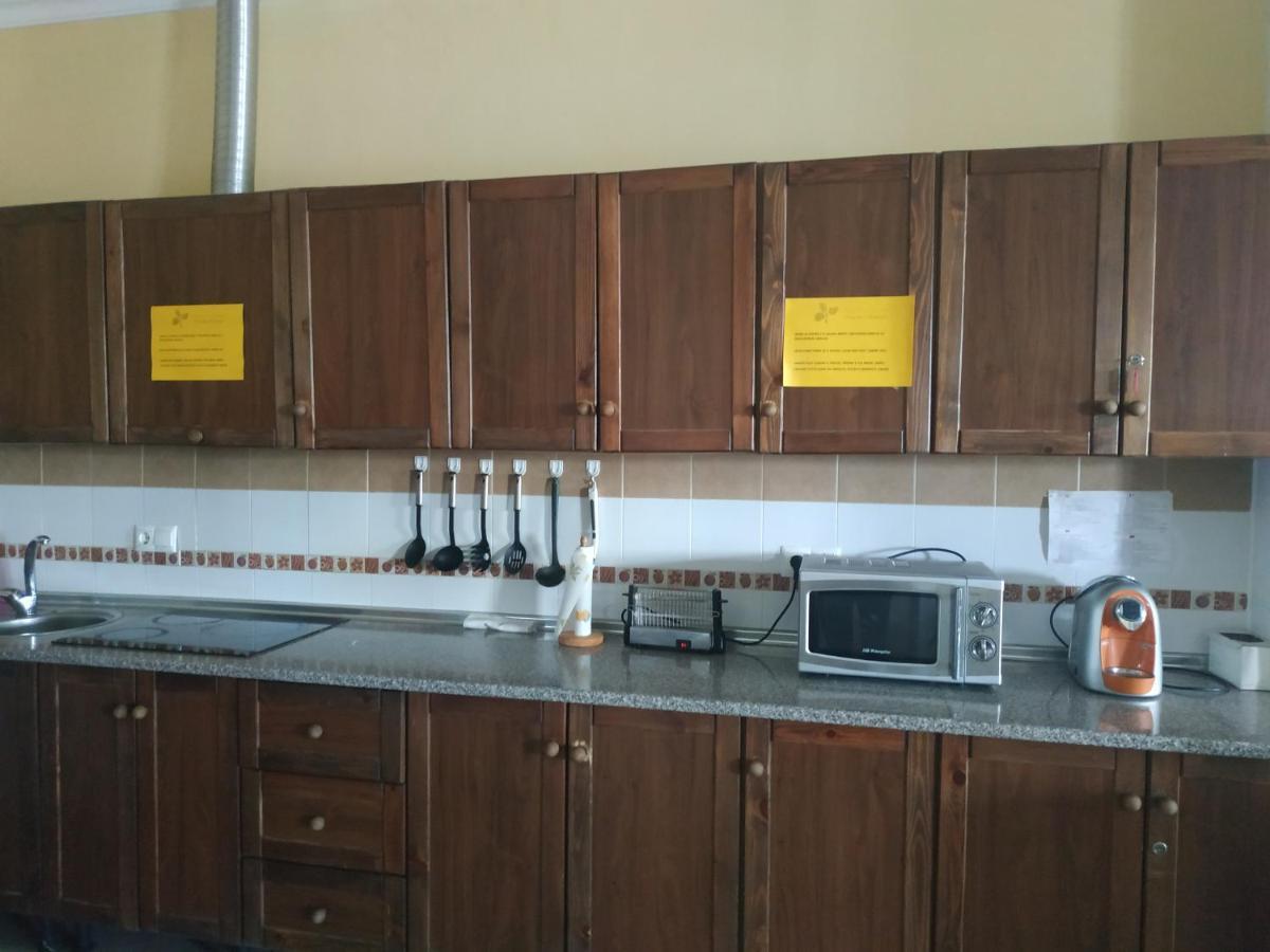 Albergue Las Moreras 모네스테리오 외부 사진